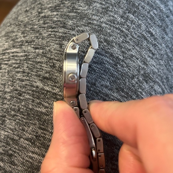 Magnificent Gucci 8900L - Picture 3 of 10